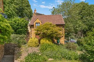 Whiteway Mollington